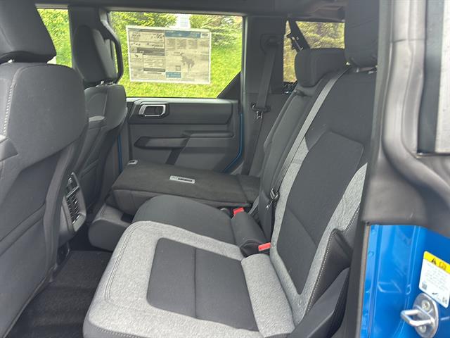 2025 Ford Bronco 4-Door Base - Photo 15