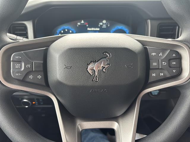 2025 Ford Bronco 4-Door Base - Photo 25