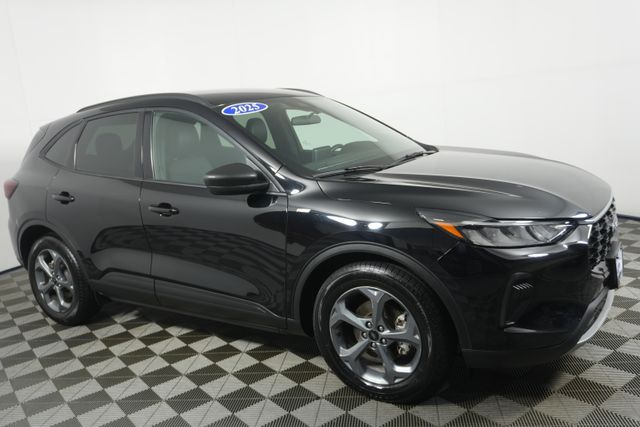 Used 2025 Ford Escape ST-Line with VIN 1FMCU0MN0SUA09845 for sale in Kansas City