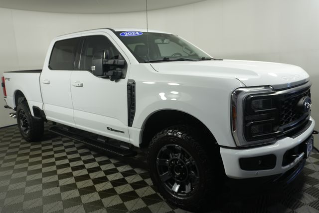 Used 2024 Ford F-250 Super Duty Lariat with VIN 1FT8W2BT8REC76687 for sale in Kansas City