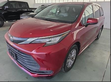 2021 Toyota Sienna LE