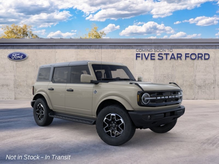 2026 Ford Bronco Outer Banks