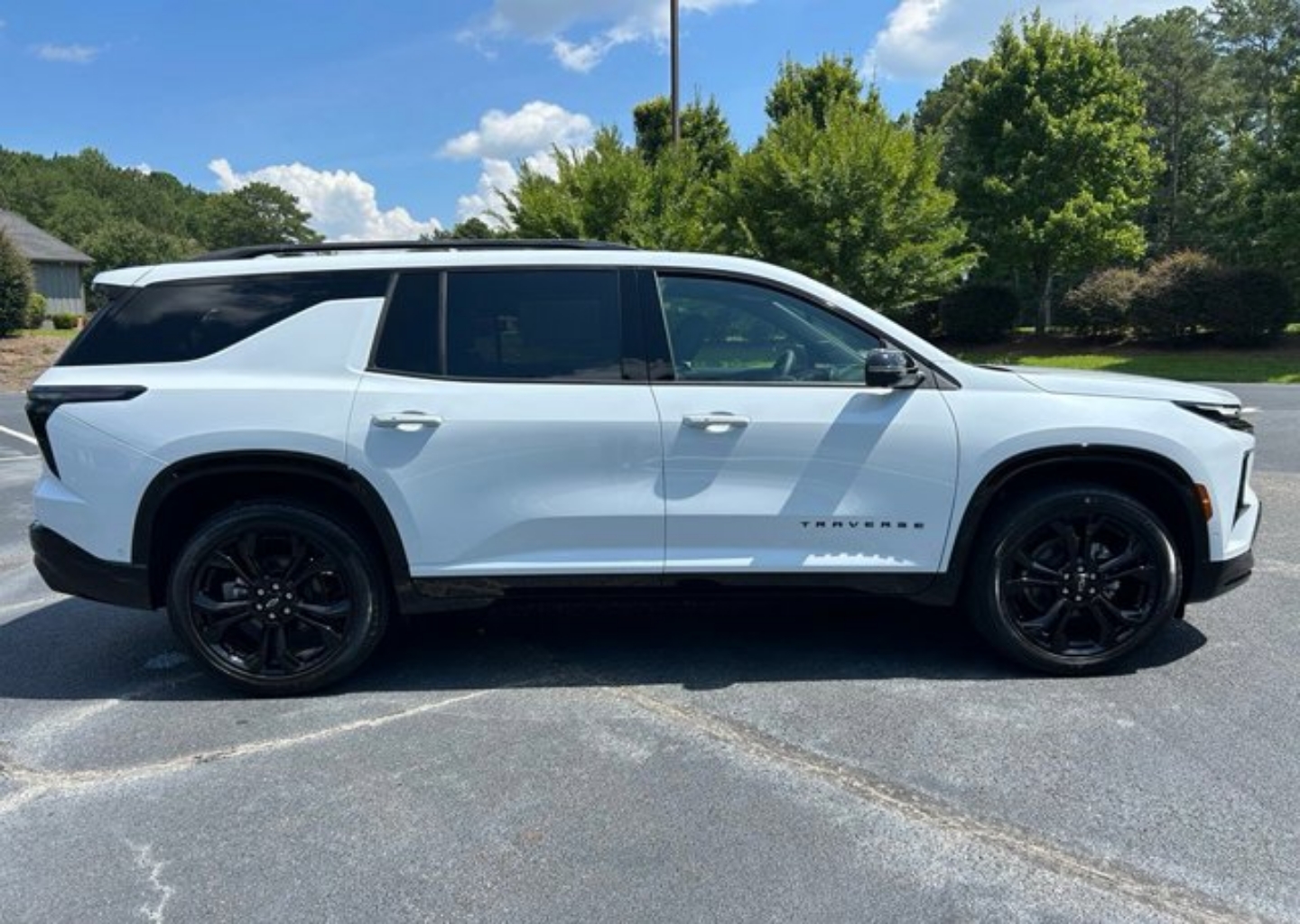 2027 Chevrolet Traverse RS - Photo 24