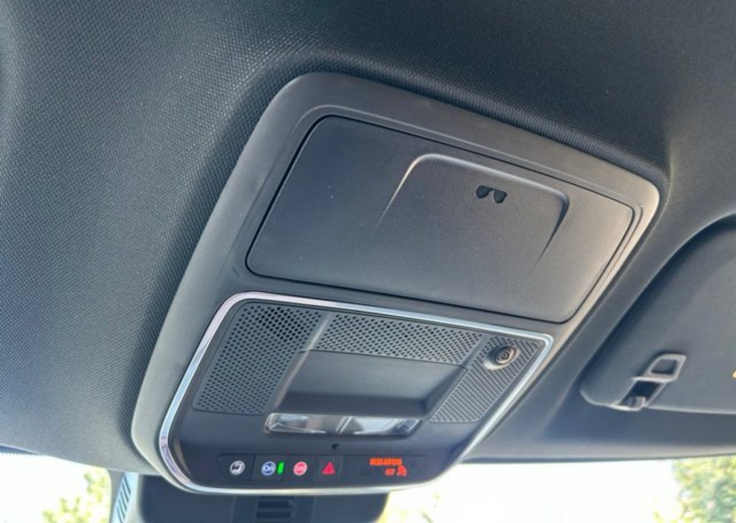 2027 Chevrolet Traverse RS - Photo 62