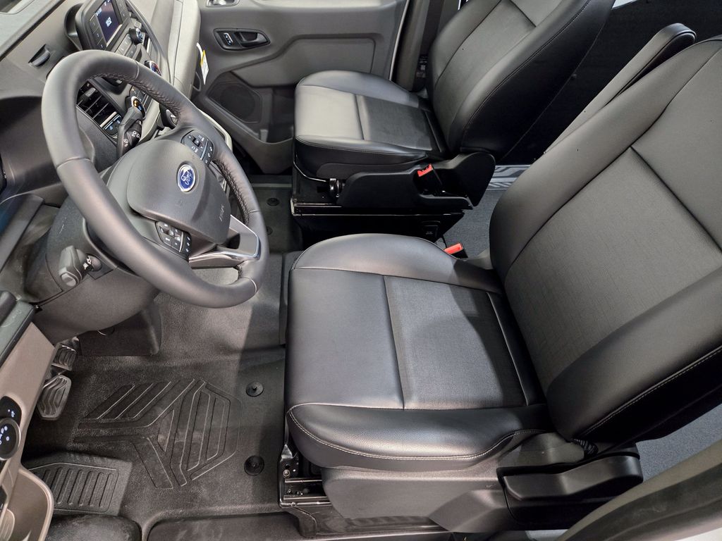 2025 Ford Transit Van Base - Photo 15