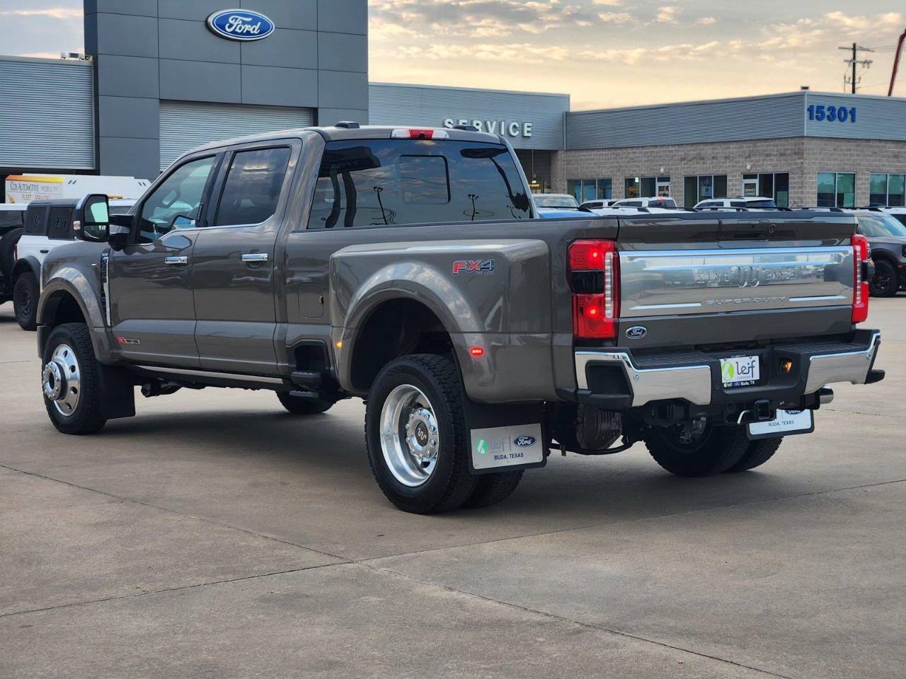 New 2026 Ford Super Duty F-450 DRW King Ranch, photo 4