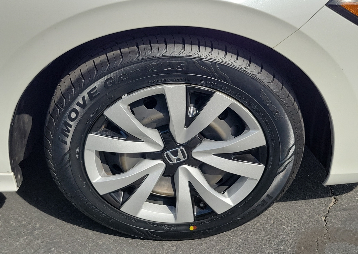 2024 Honda Civic LX - Photo 6