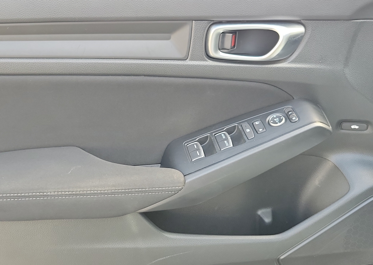 2024 Honda Civic LX - Photo 19