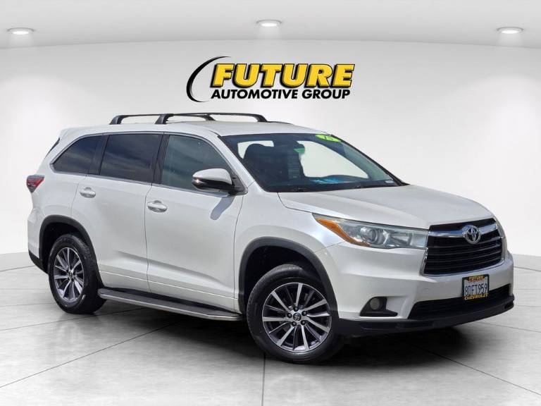 2015 Toyota Highlander LE