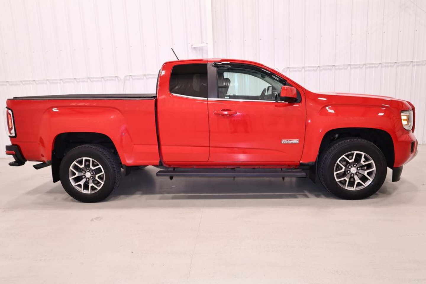 Used 2016 GMC Canyon SLE with VIN 1GTH6CE30G1198783 for sale in Canfield, OH