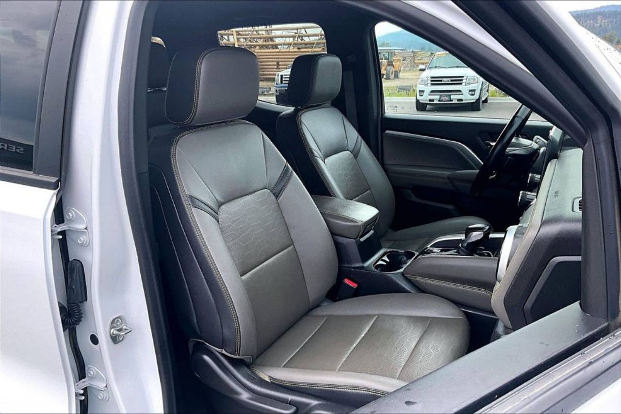 2024 Chevrolet Colorado ZR2 - Photo 7
