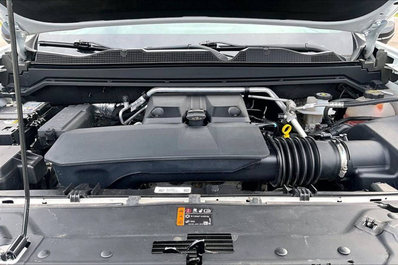 2024 Chevrolet Colorado ZR2 - Photo 10