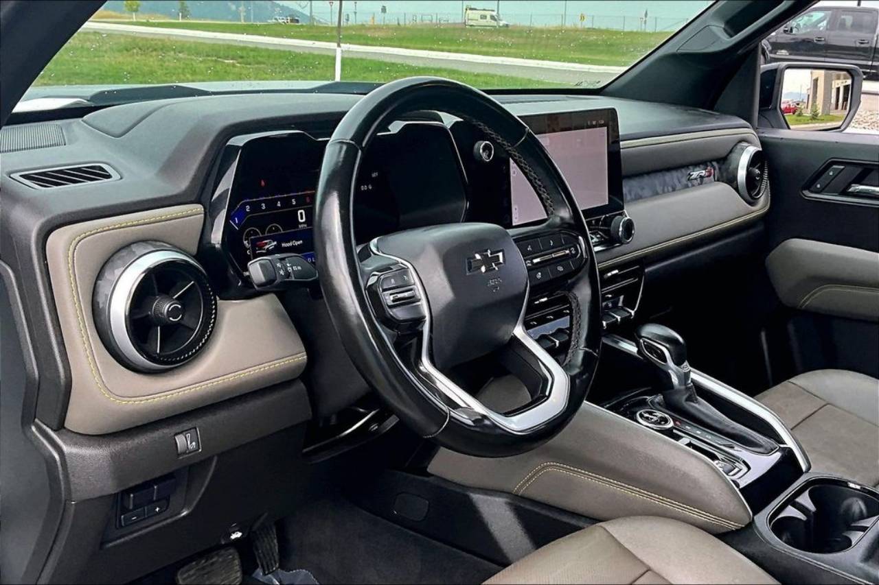 2024 Chevrolet Colorado ZR2 - Photo 14