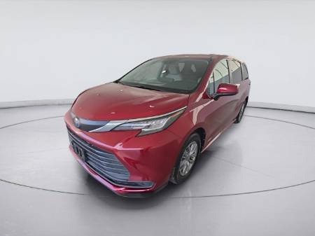 2021 Toyota Sienna LE