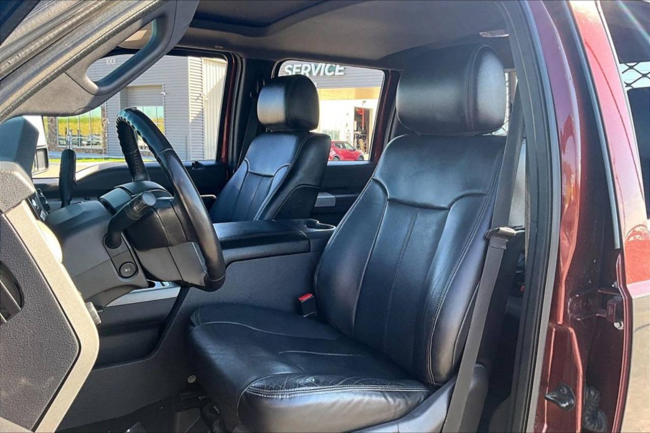 2016 Ford F-350 Super Duty Lariat - Photo 25