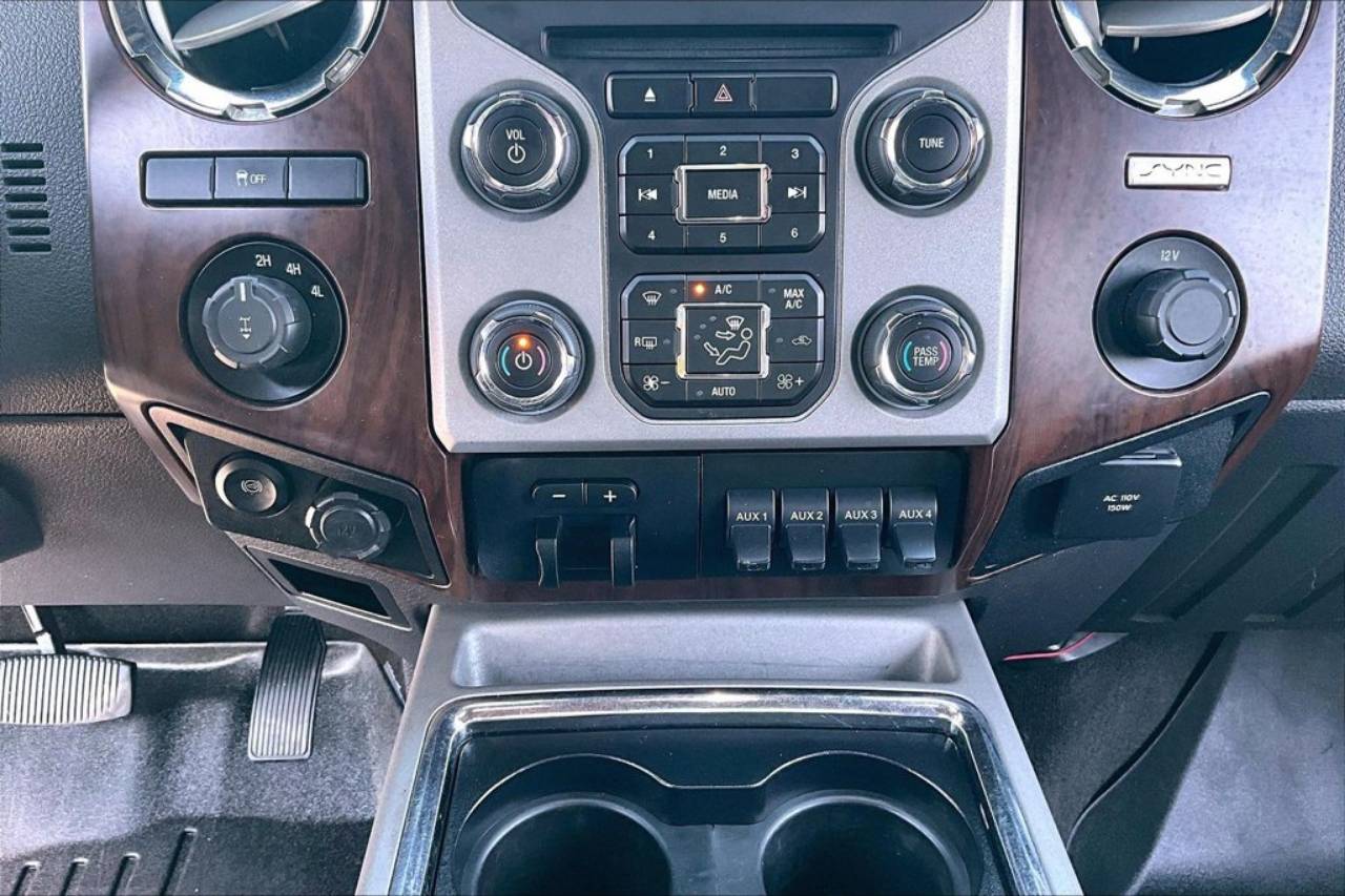 2016 Ford F-350 Super Duty Lariat - Photo 31