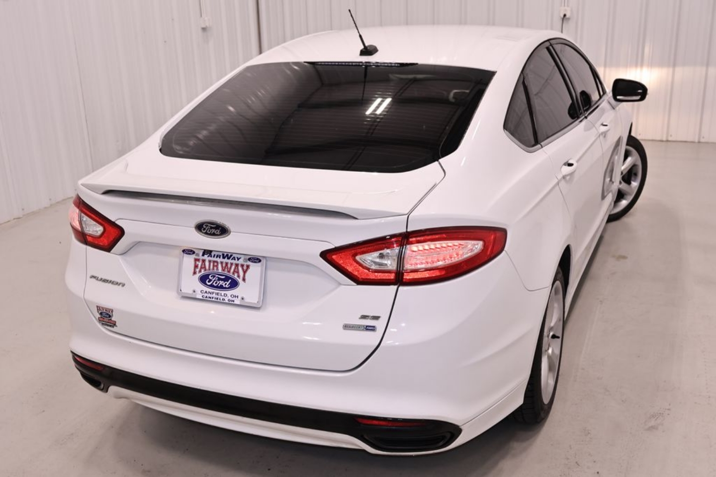 2016 Ford Fusion SE - Photo 27