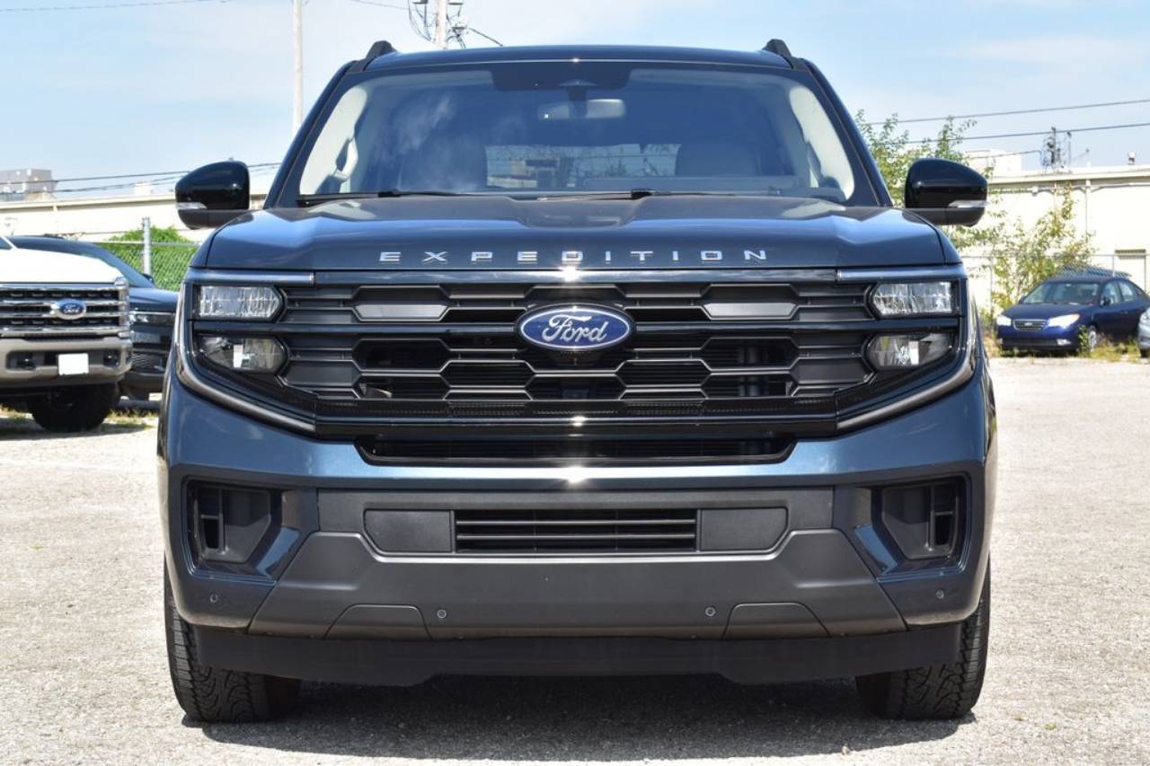 Certified 2025 Ford Expedition Active with VIN 1FMJU1J85SEA37551 for sale in Kansas City