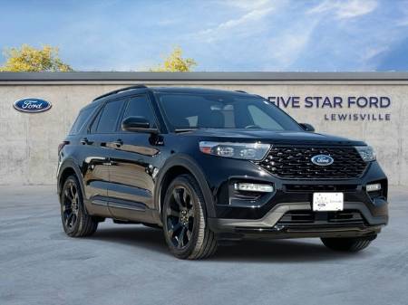 2024 Ford Explorer ST-Line