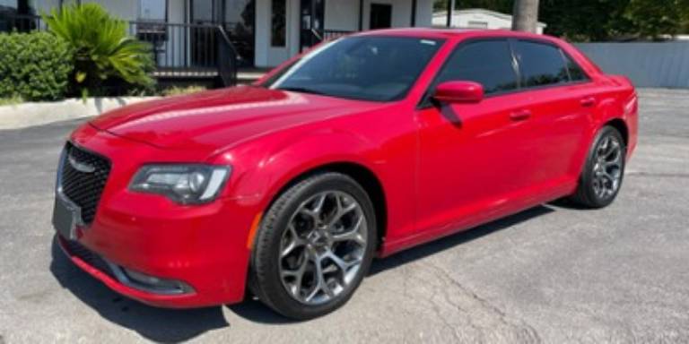 2022 Chrysler 300-Series Touring L RWD