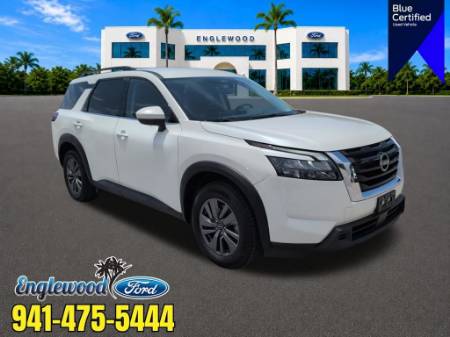 2024 Nissan Pathfinder SV