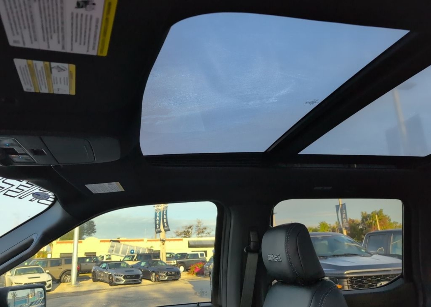 2026 Ford F-150 XLT - Photo 12