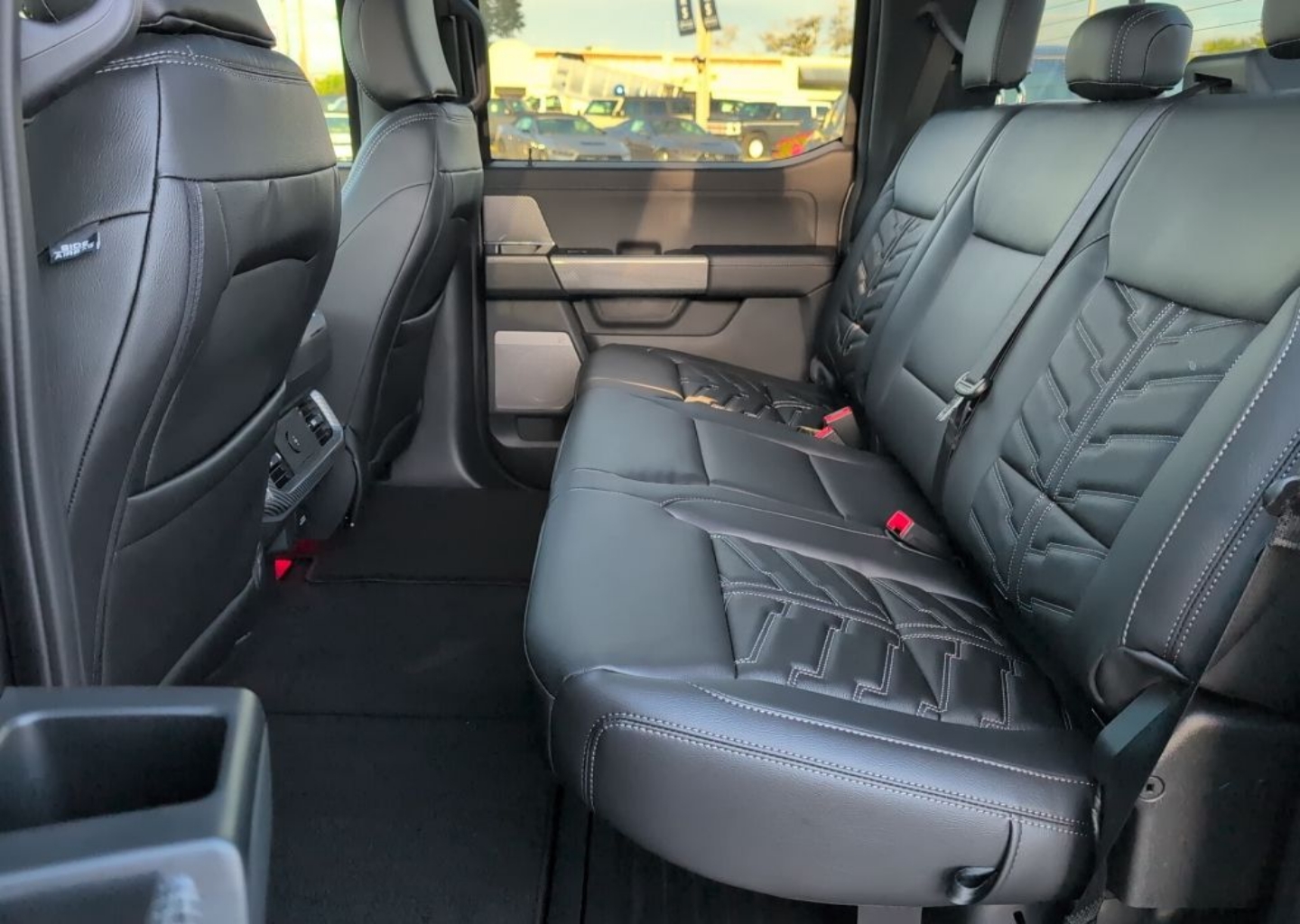 2026 Ford F-150 XLT - Photo 13