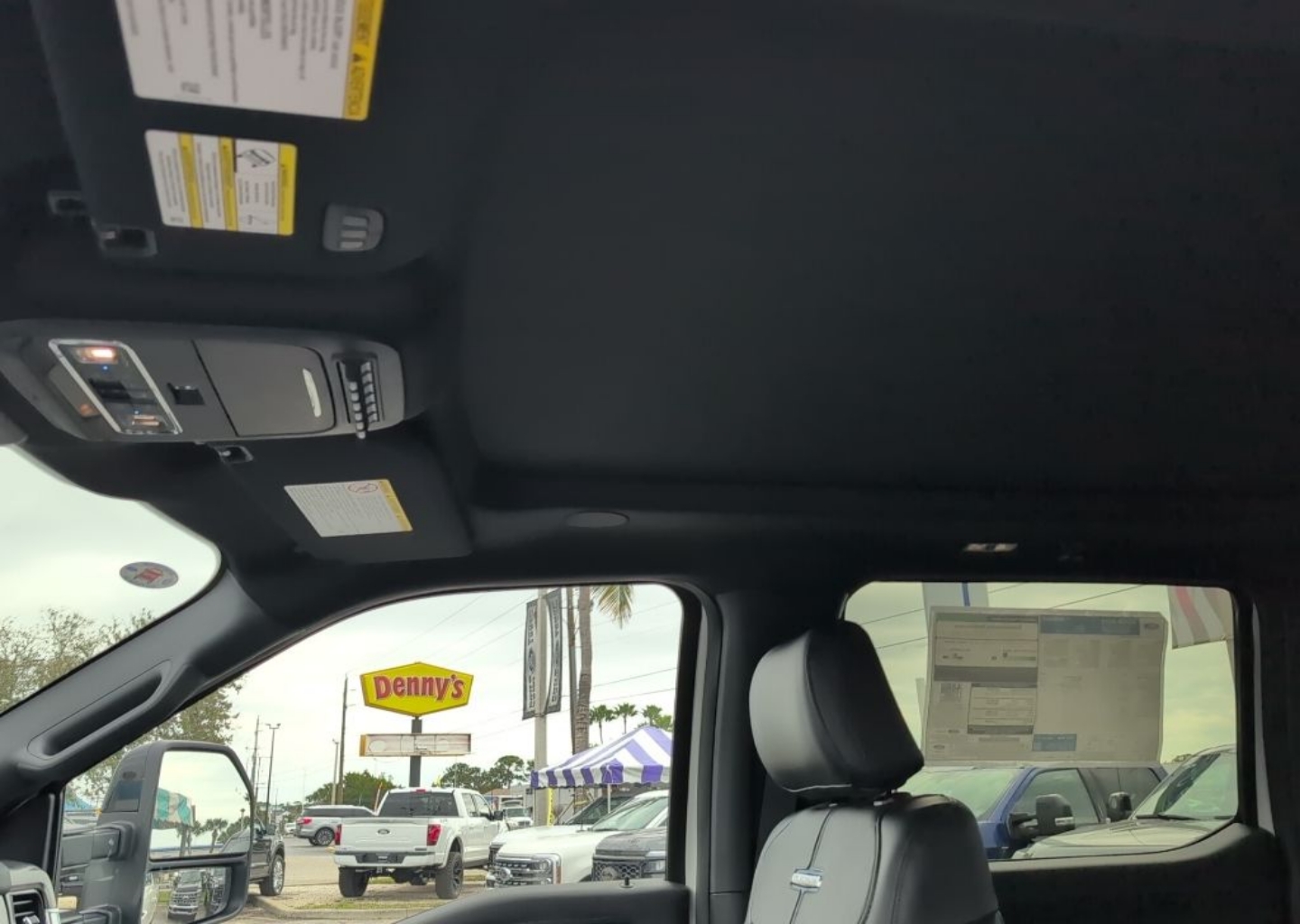 2026 Ford F-250 Super Duty Platinum - Photo 11