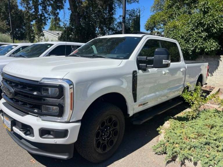 2023 Ford F-350SD LARIAT