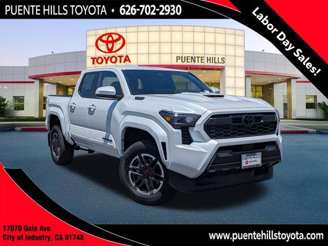 2026 Toyota Tacoma Hybrid TRD Sport