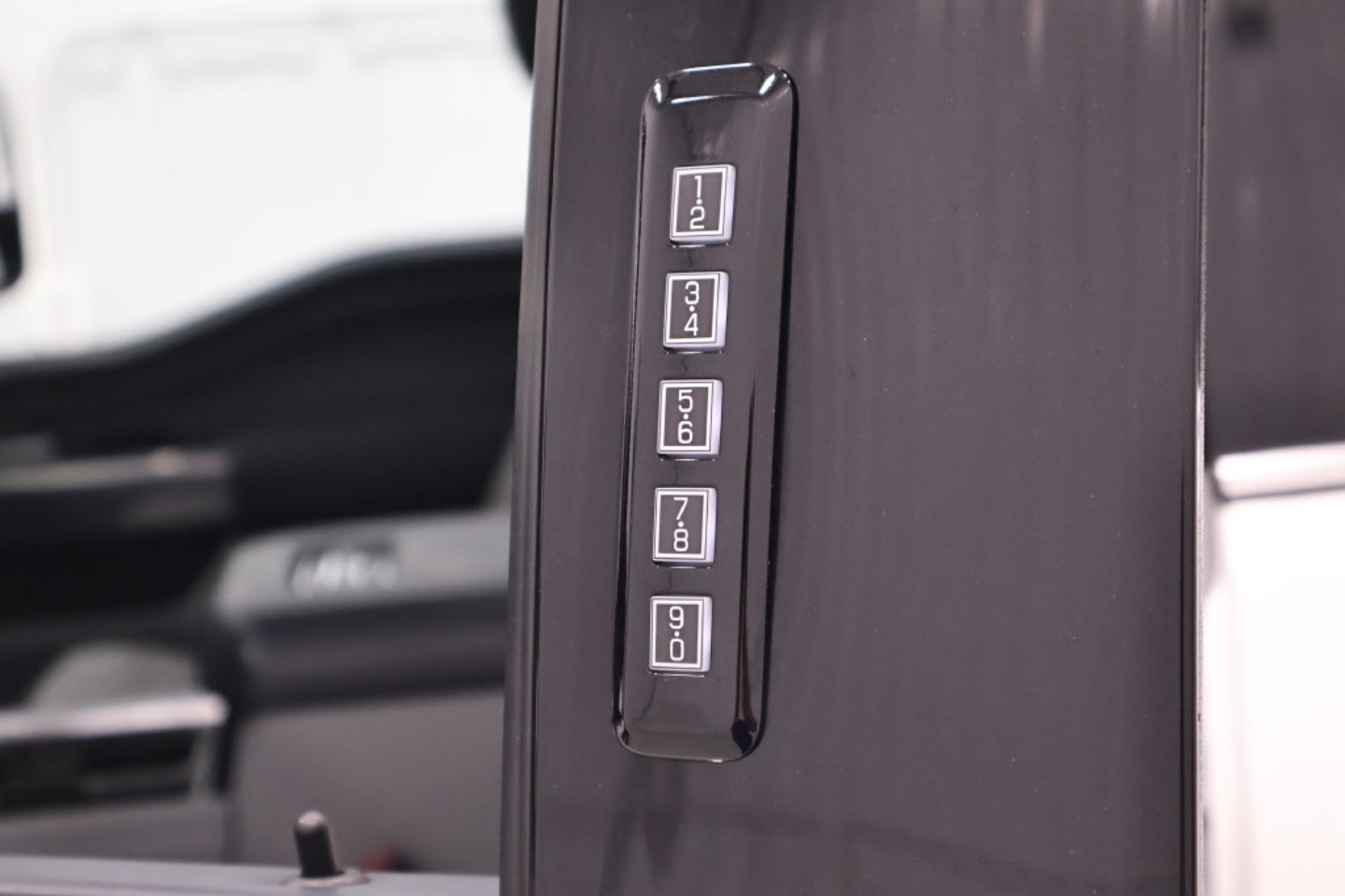 2024 Ford F-450 Super Duty Limited - Photo 44
