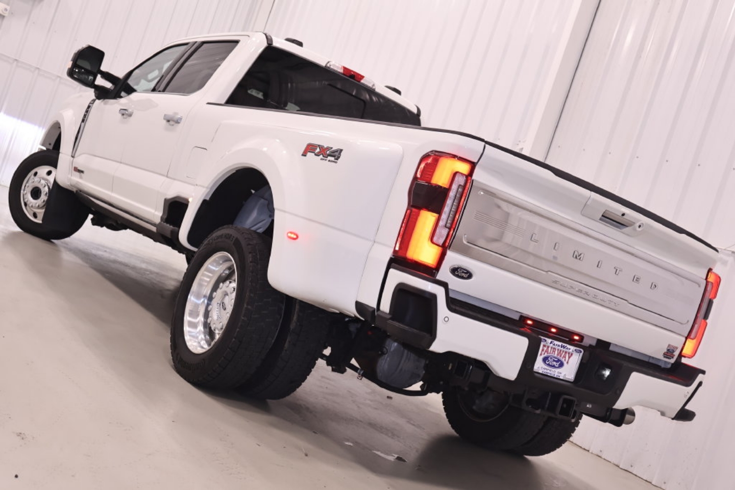2024 Ford F-450 Super Duty Limited - Photo 48