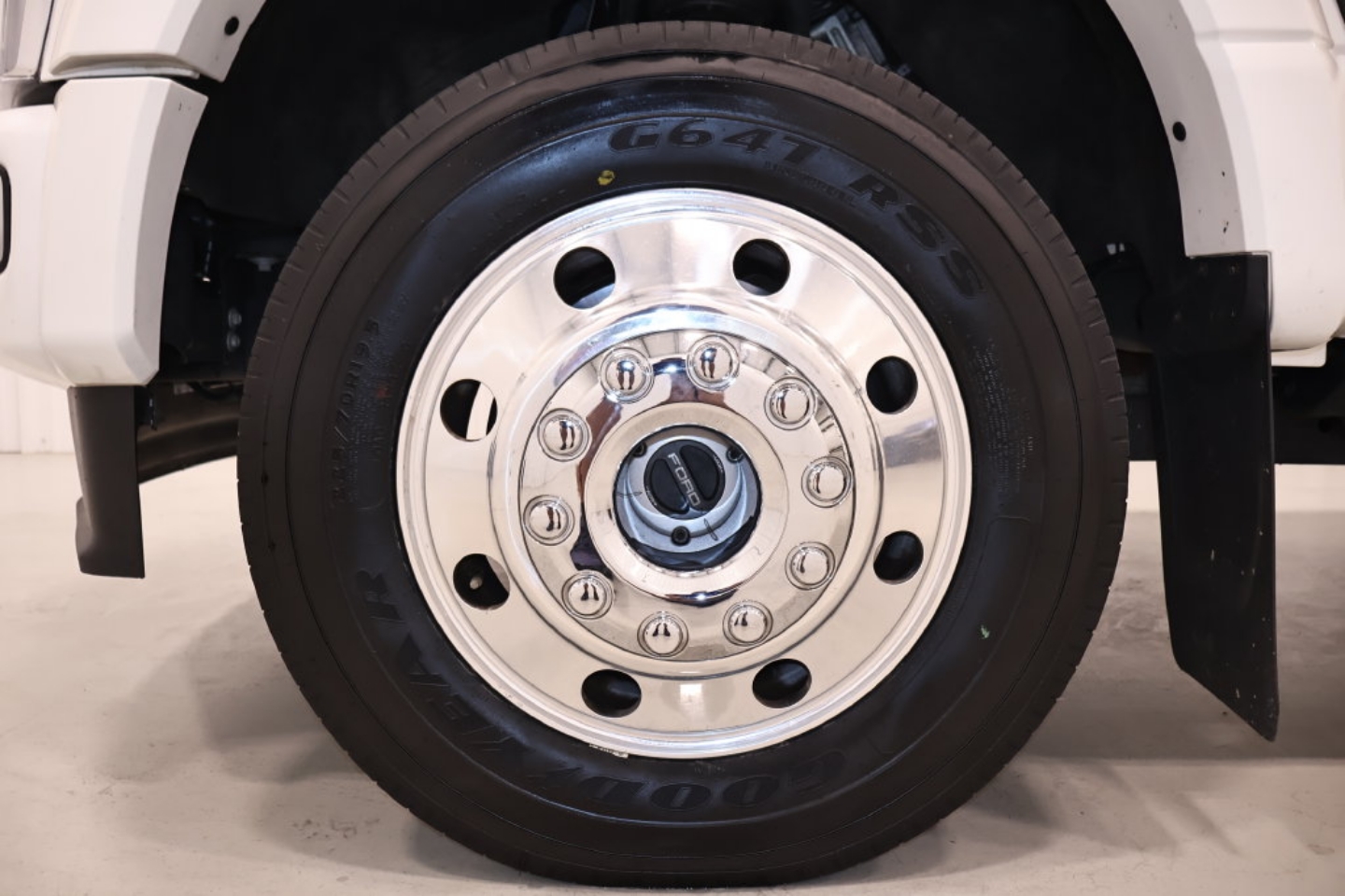 2024 Ford F-450 Super Duty Limited - Photo 52