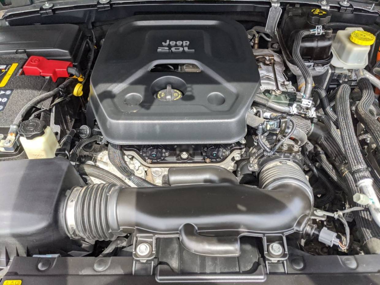 2021 Jeep Wrangler Unlimited Sahara 4XE - Photo 19