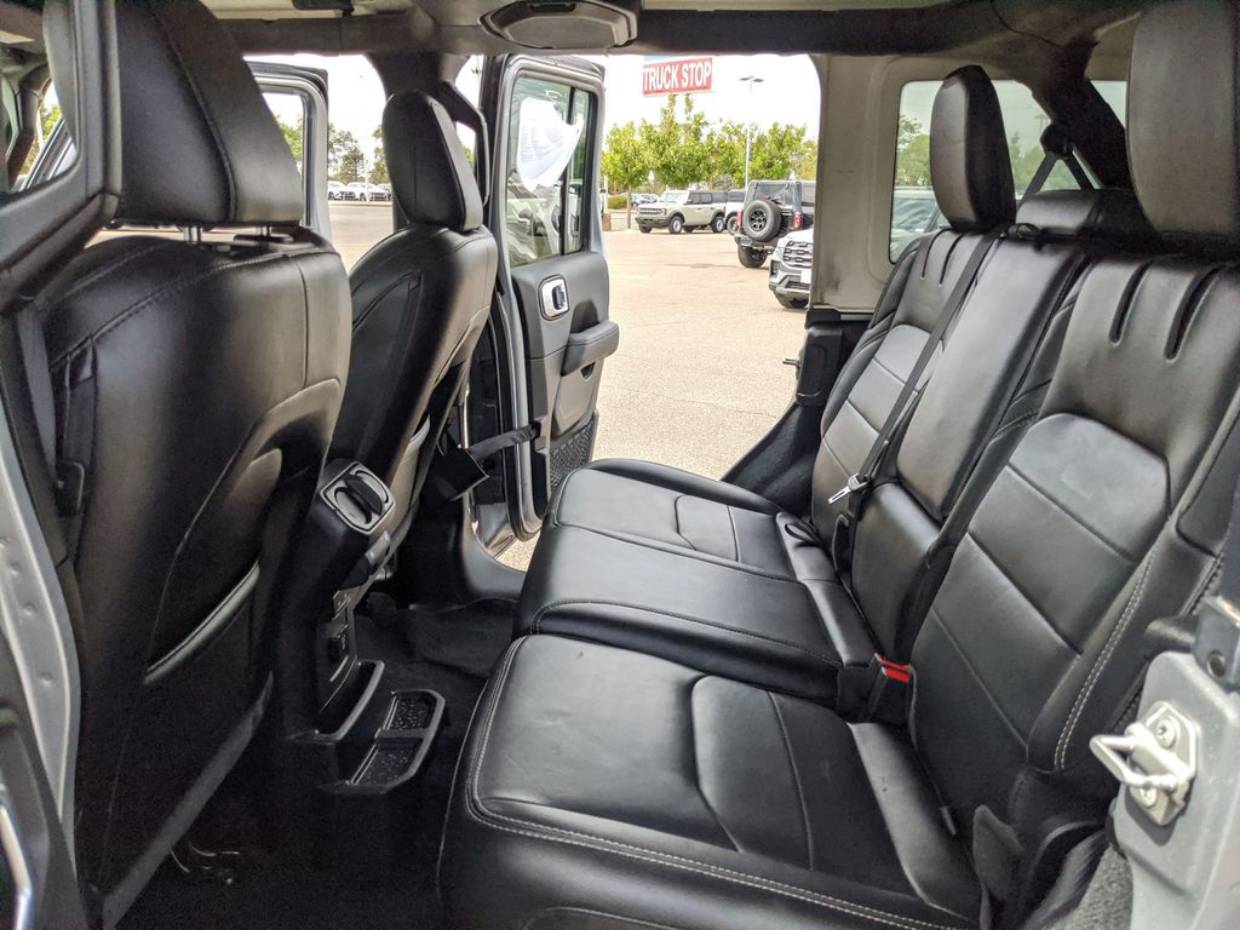 2021 Jeep Wrangler Unlimited Sahara 4XE - Photo 14