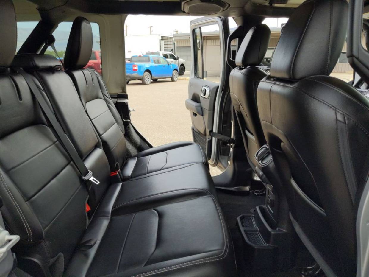 2021 Jeep Wrangler Unlimited Sahara 4XE - Photo 17