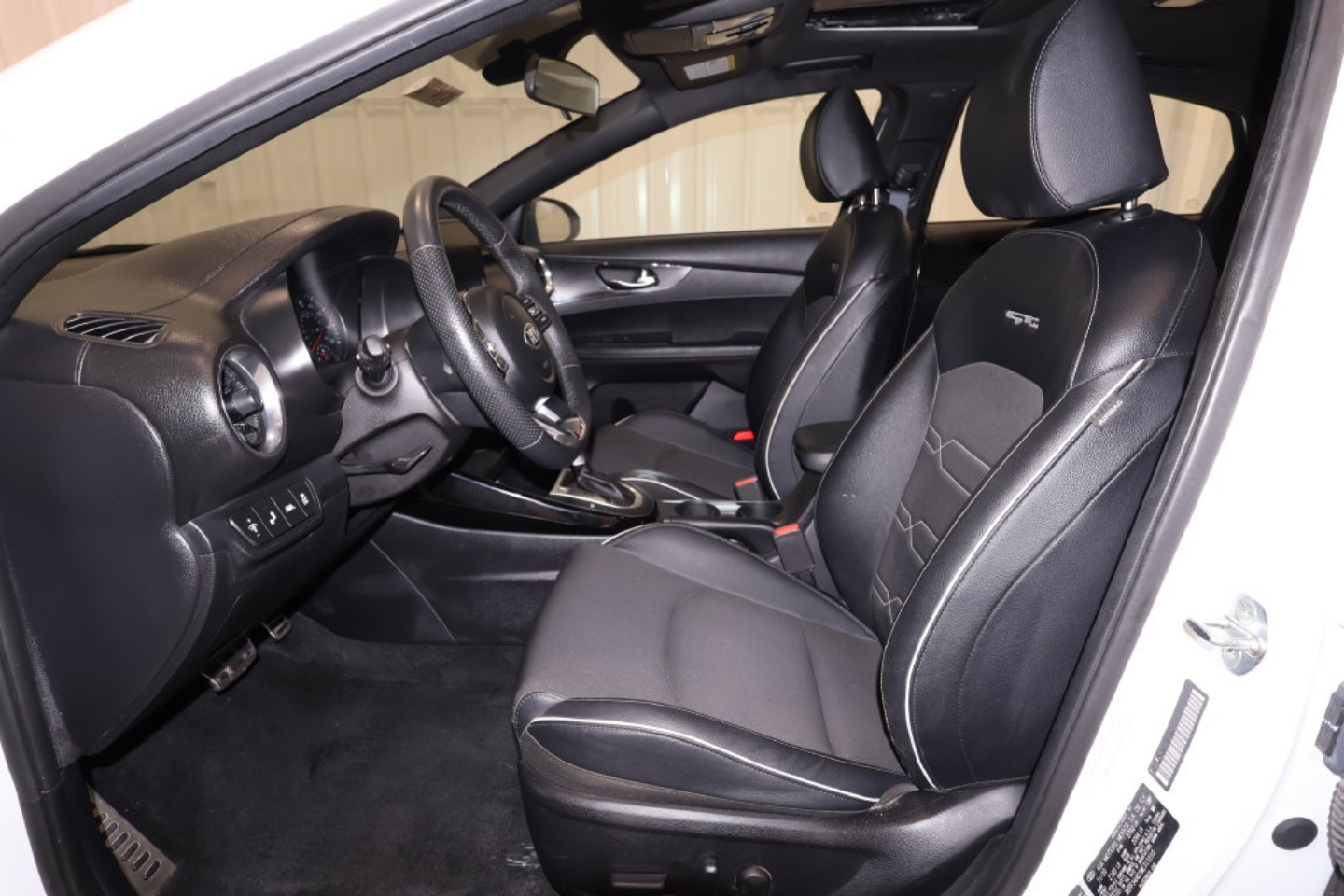 2021 Kia Forte GT-Line - Photo 13