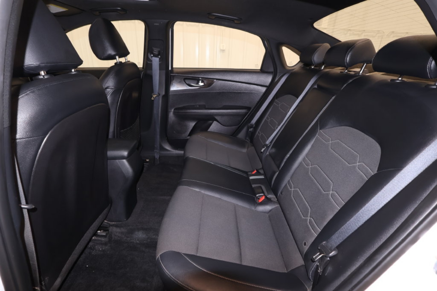 2021 Kia Forte GT-Line - Photo 16