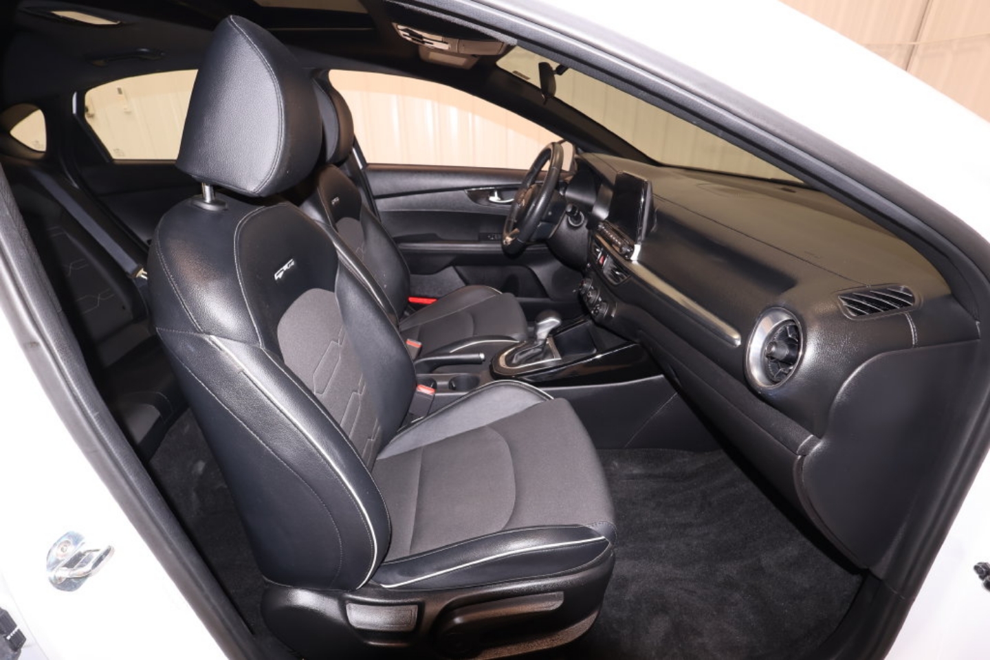 2021 Kia Forte GT-Line - Photo 20