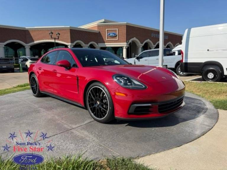 2019 Porsche Panamera 4