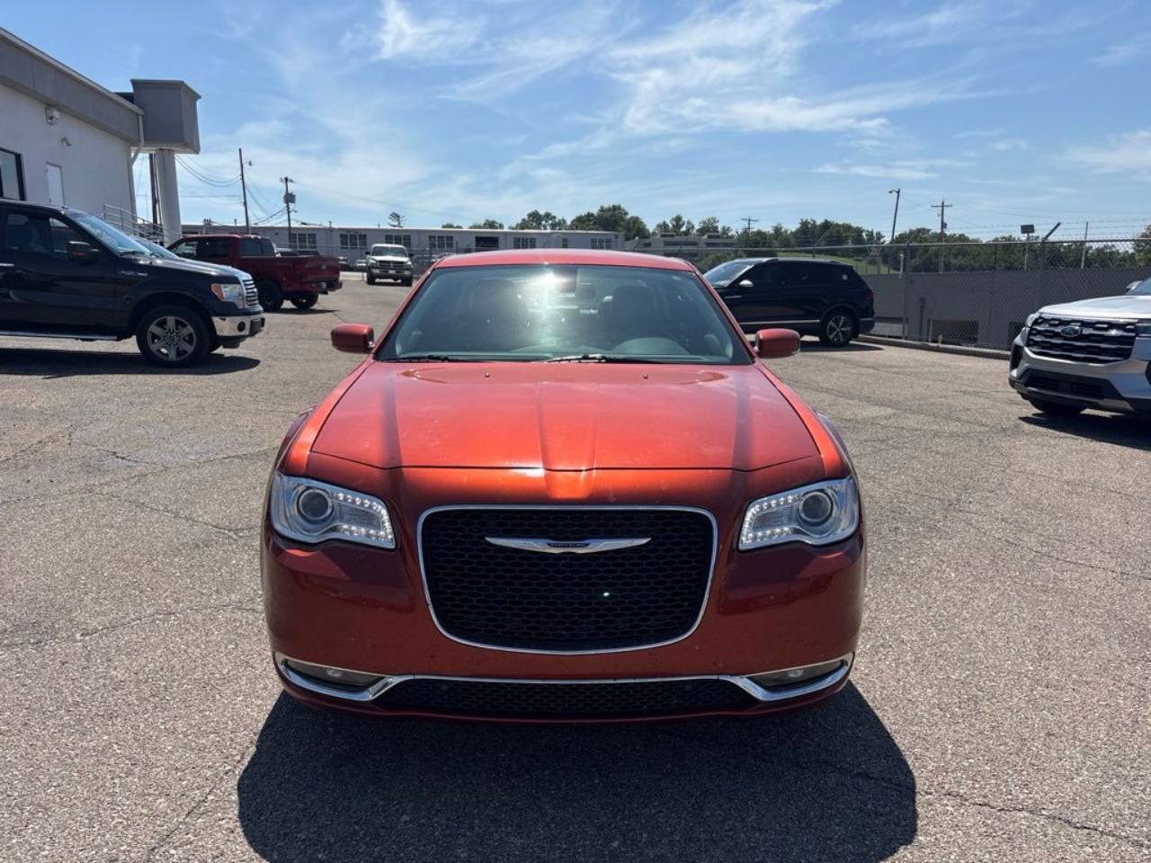Certified 2020 Chrysler 300 Touring with VIN 2C3CCAAG1LH225585 for sale in Kansas City
