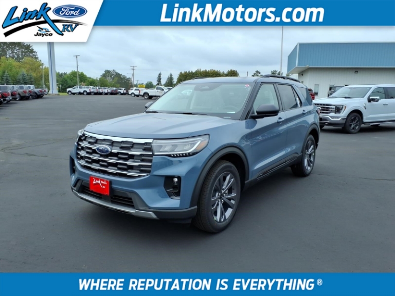 2026 Ford Explorer Active w/100A Pkg 4WD