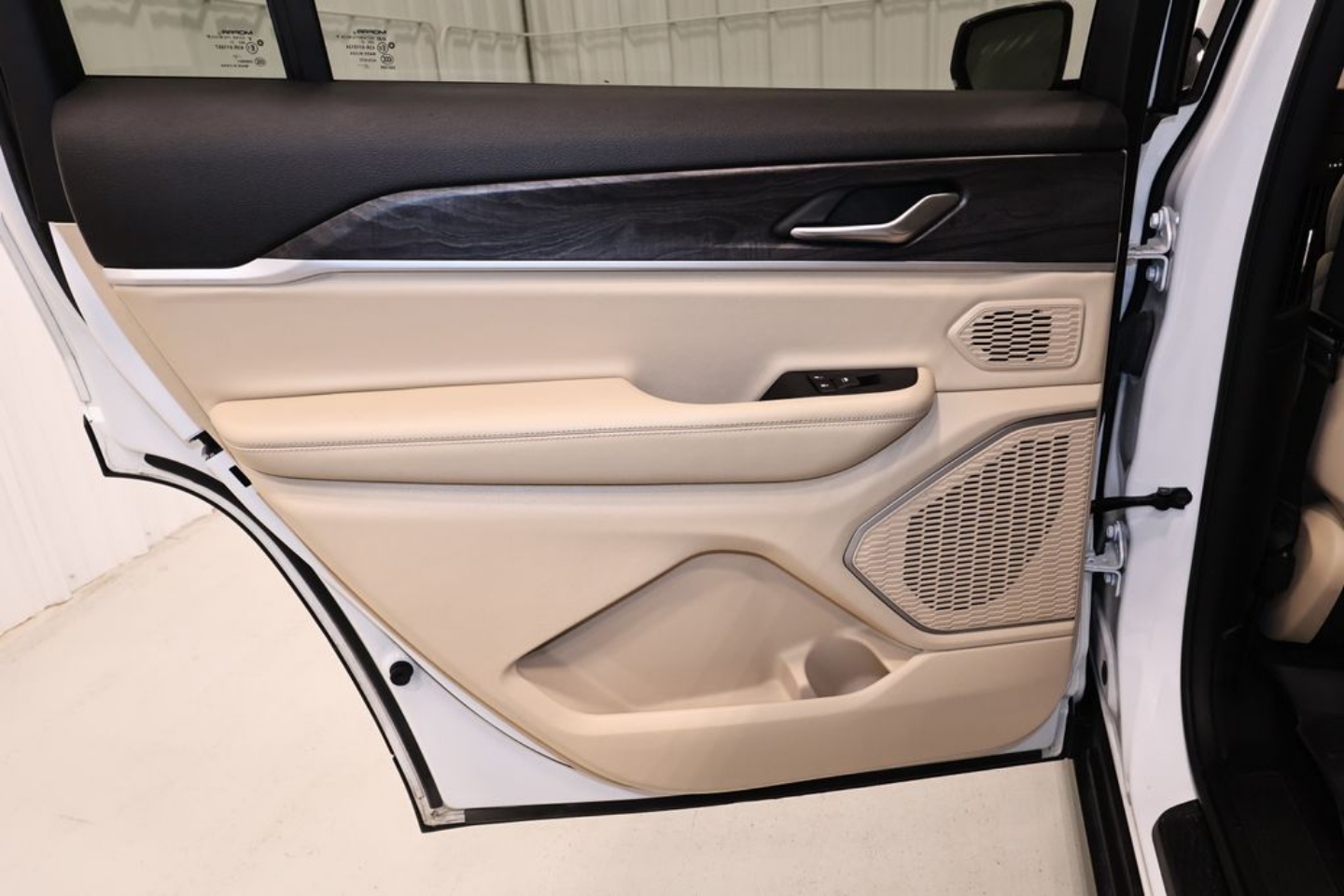2021 Jeep Grand Cherokee L Limited - Photo 16