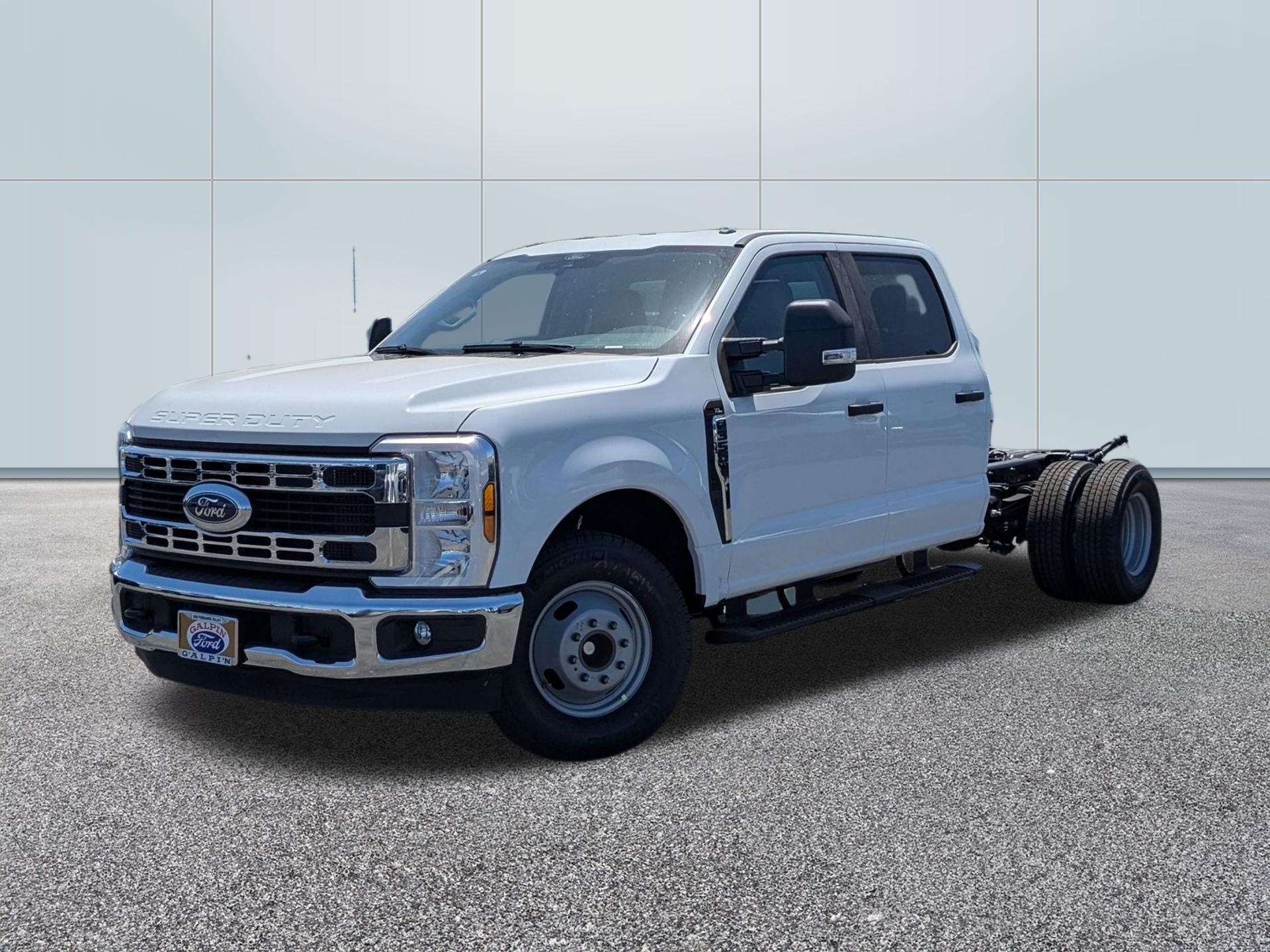 New 2026 Ford F-350 SD XL