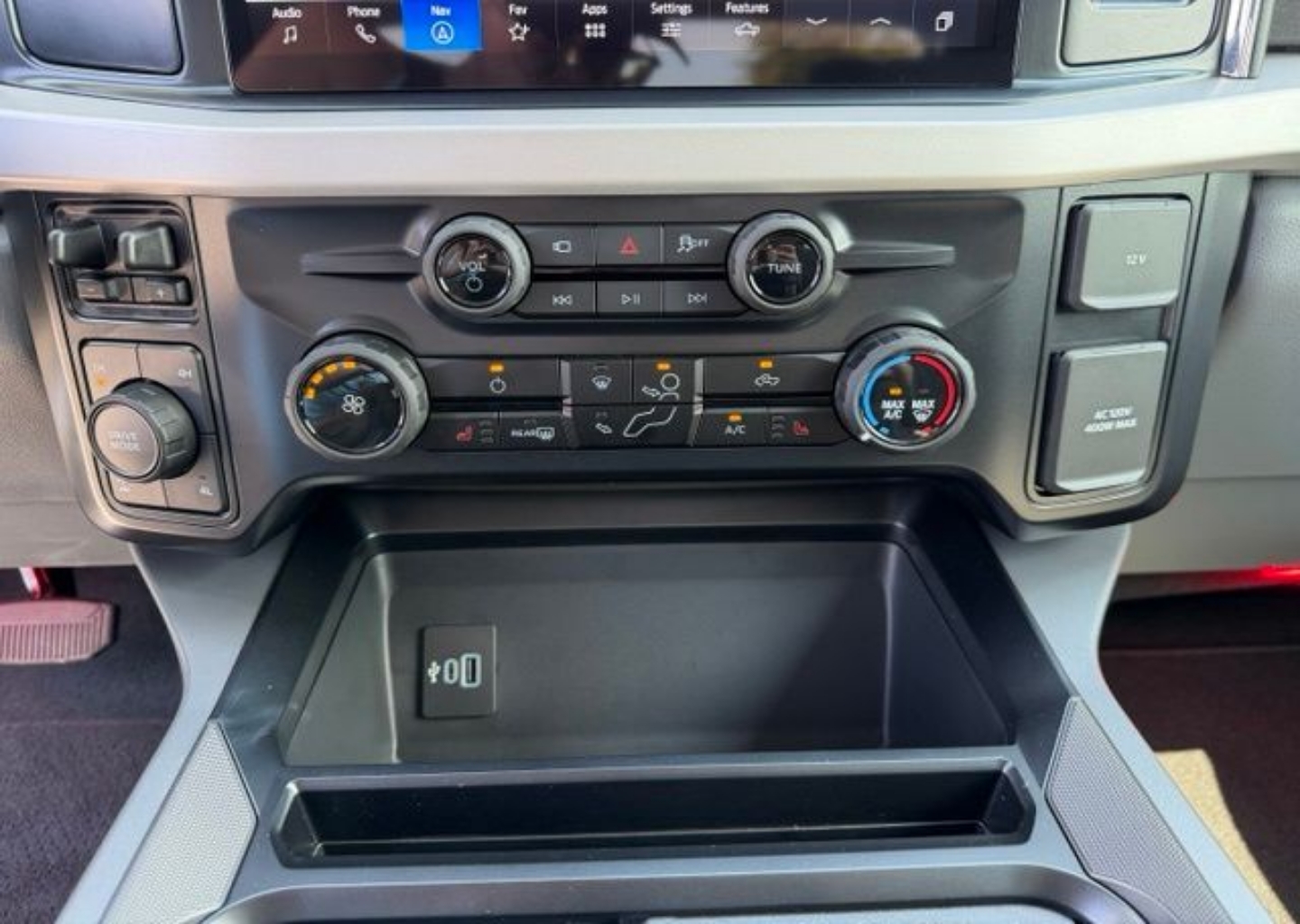 2026 Ford F-250 Super Duty XLT - Photo 21