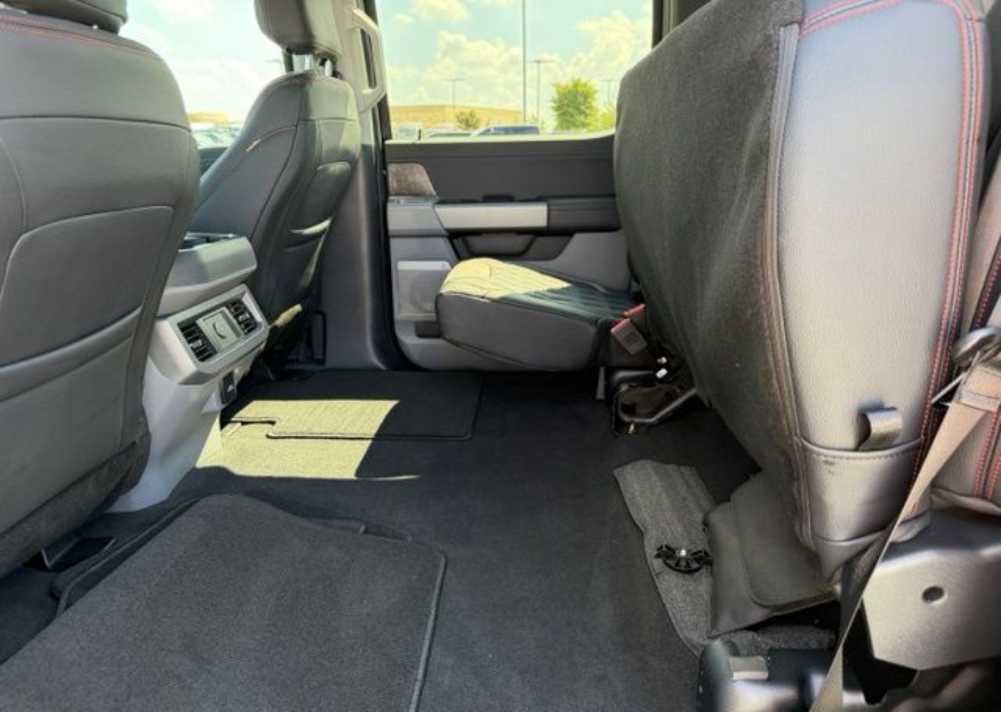 2026 Ford F-250 Super Duty XLT - Photo 23