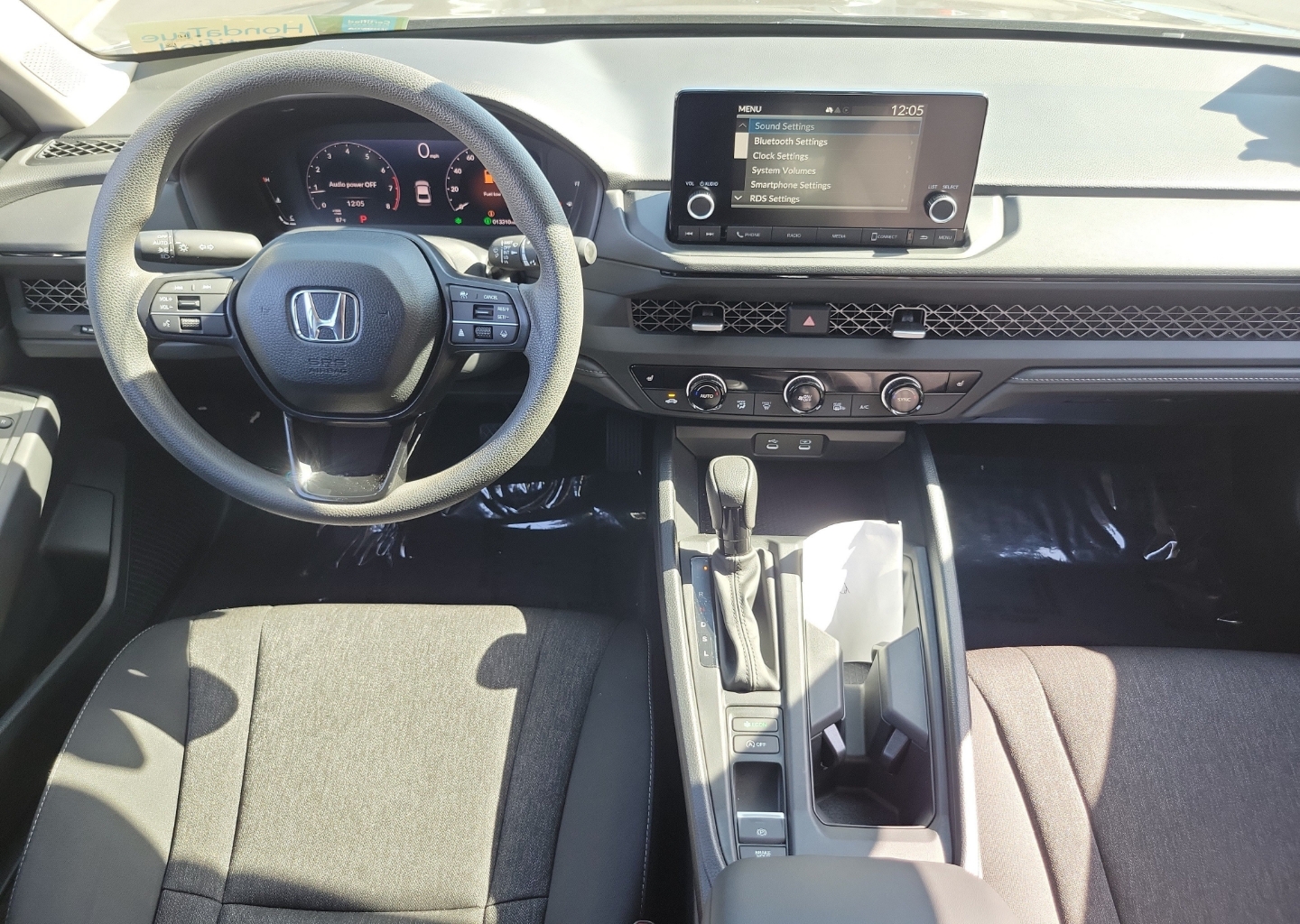 2025 Honda Accord SE - Photo 10