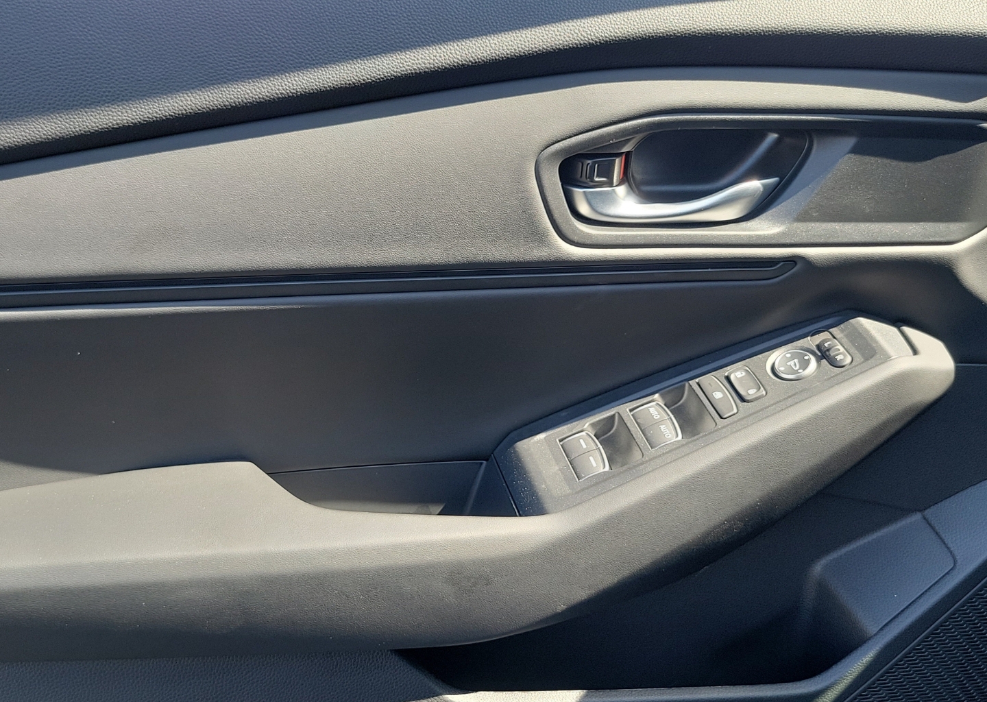 2025 Honda Accord SE - Photo 19
