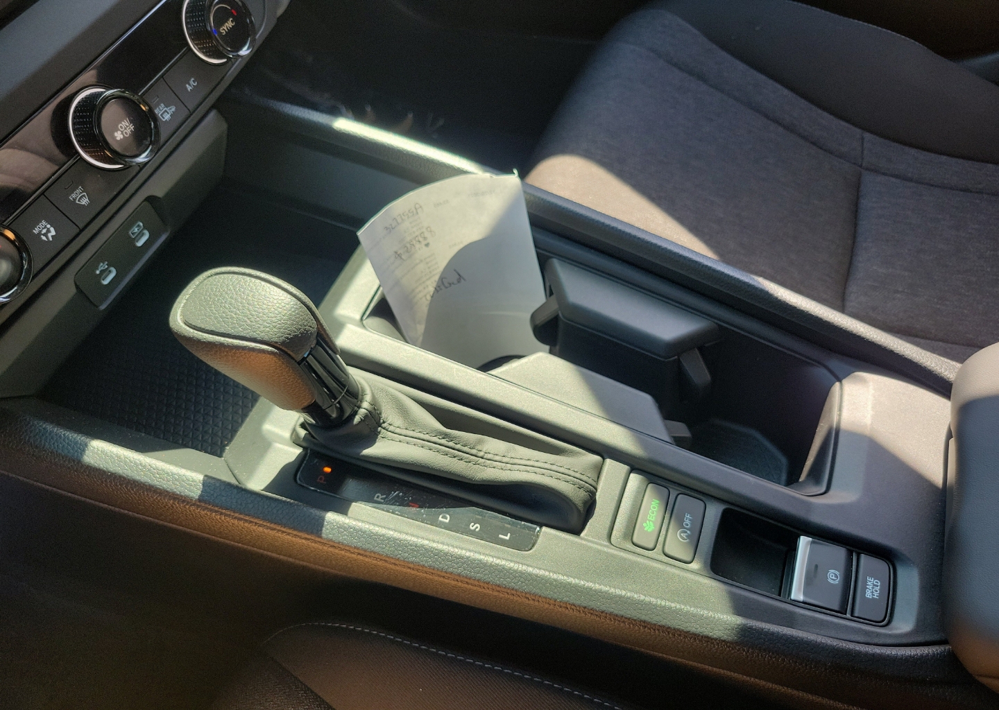 2025 Honda Accord SE - Photo 30