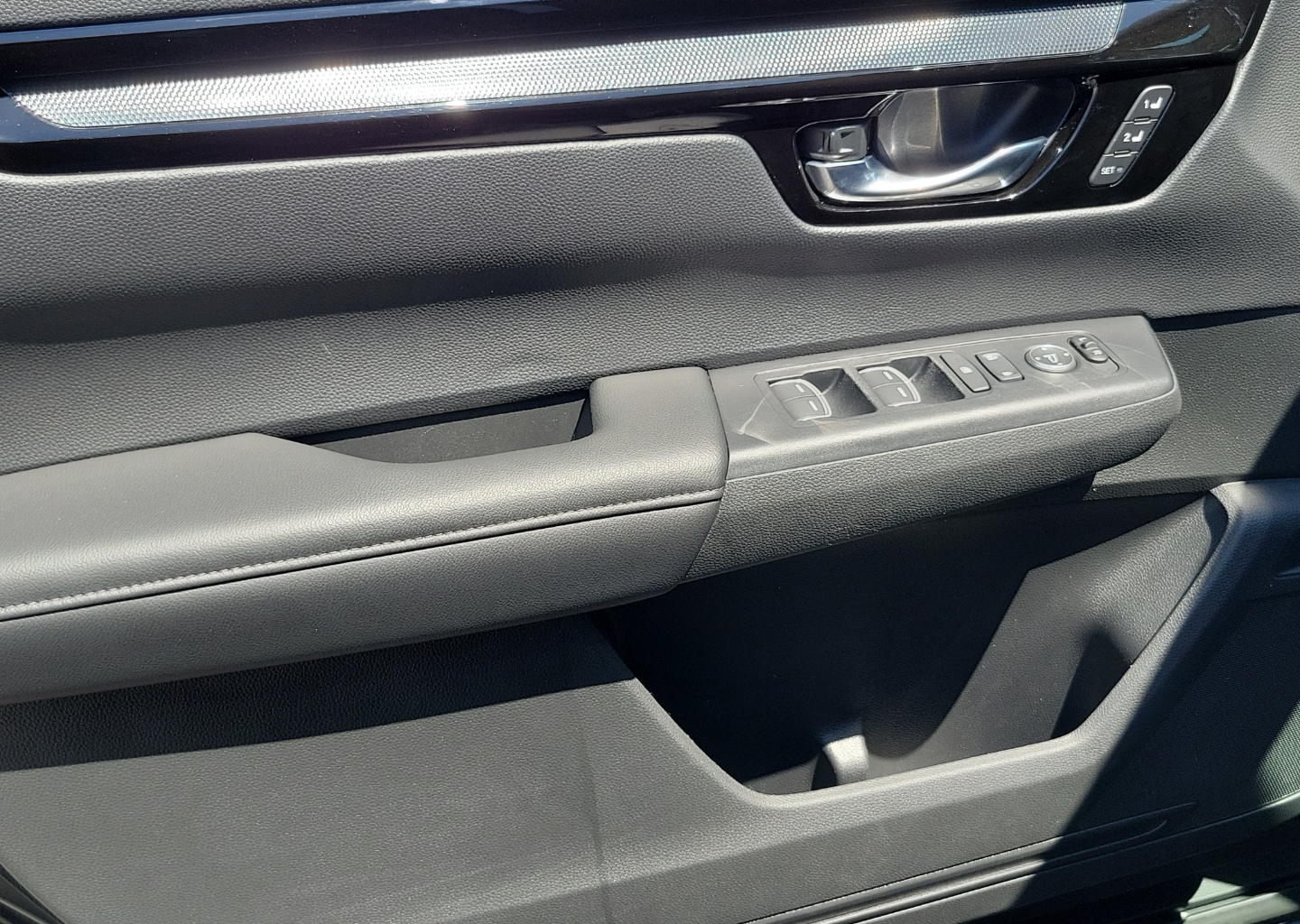 2025 Honda CR-V EX-L - Photo 21